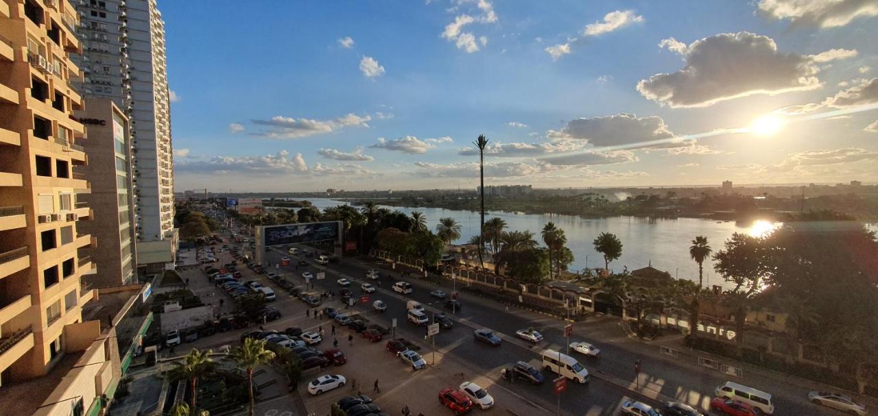 Grand Bayan Hotel & Apt At Nile Plaza Il Il Cairo Esterno foto